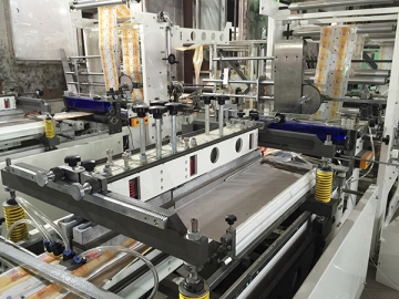 CWZD-400B FD, CWZD-500B FD,CWZD-600B FD Laminated Bag Making Machine