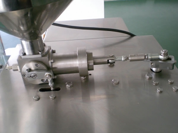 Liquid/Paste Packing Machine
