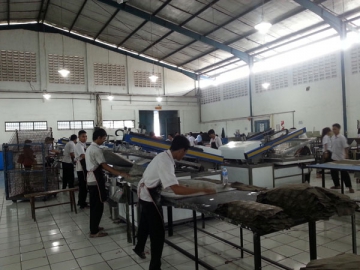 YH Automatic Textile Screen Printing Machine