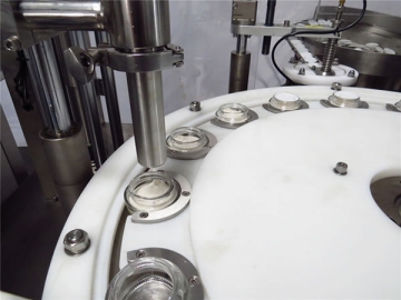 Cream Filling, Sealing and Capping Machine