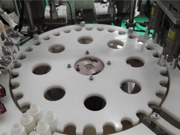 Multifunctional Filling and Capping Machine