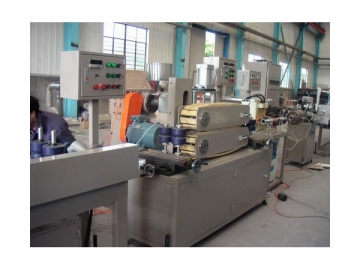 Plastic coated metal pipe extrusion line