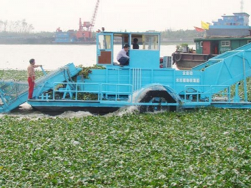 Aquatic Weed Harvester